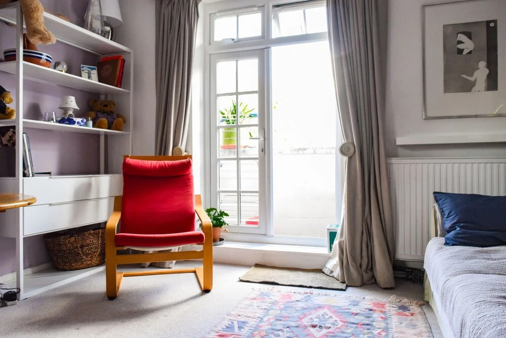 Charming 2 Bedroom Battersea Flat