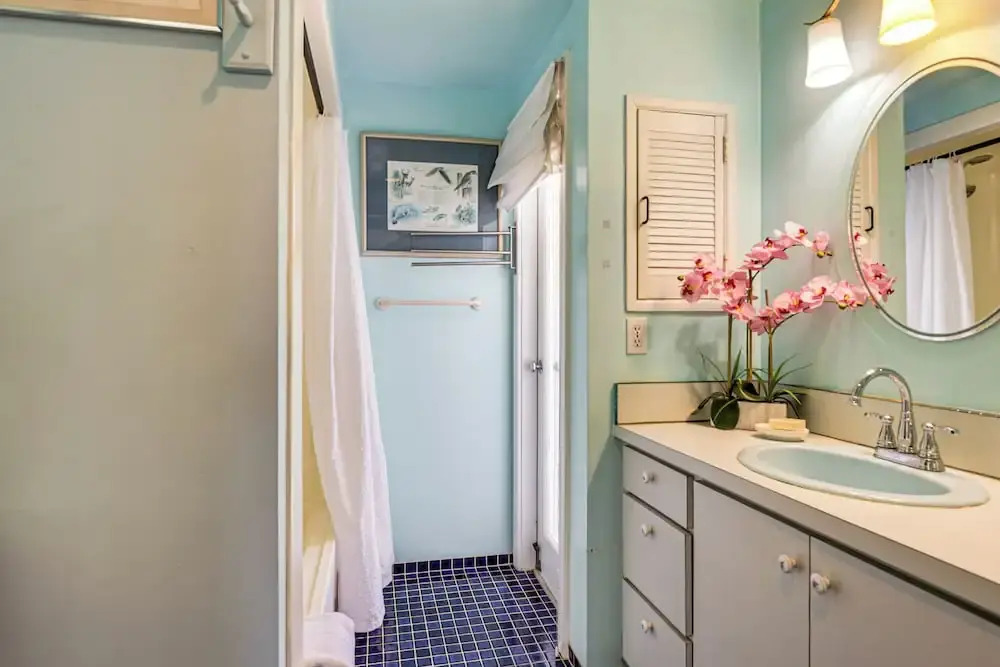 Walk to Beach! Key West Paradise w/ Ocean View