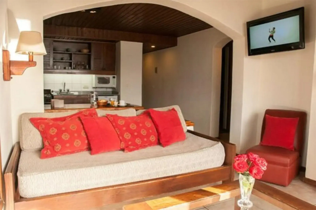Pailahue Cabañas Lodge