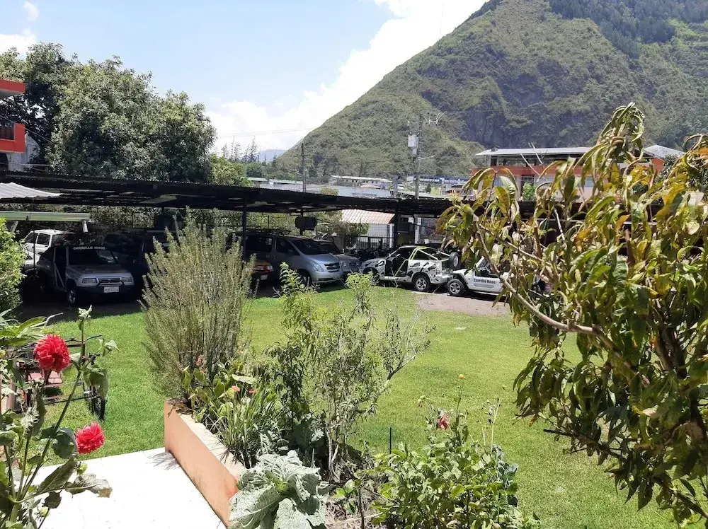 Hostal Charvic 2