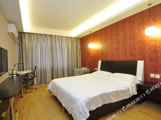 Yunshang Siji Chain Hotel Jinghong Manting Park