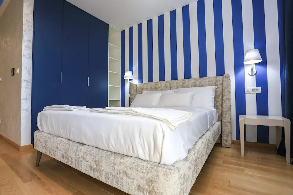 SunSea Apartments