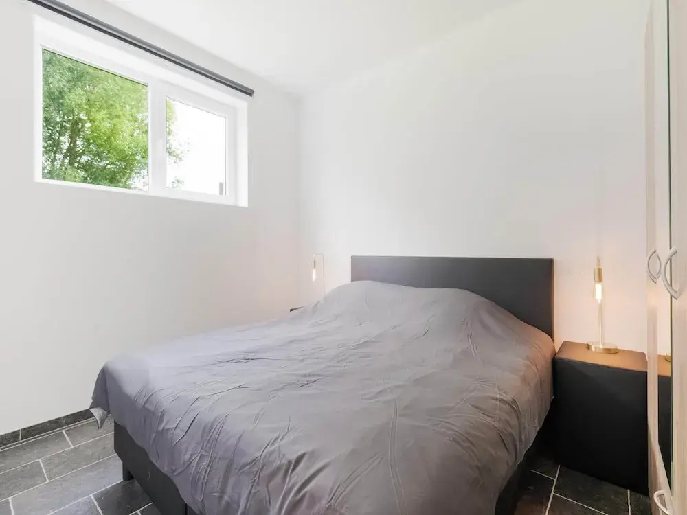Modern holiday home in Ronse with garden