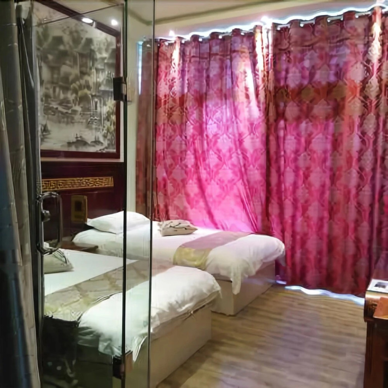 Tiexi Yinxiang Tongfu Inn