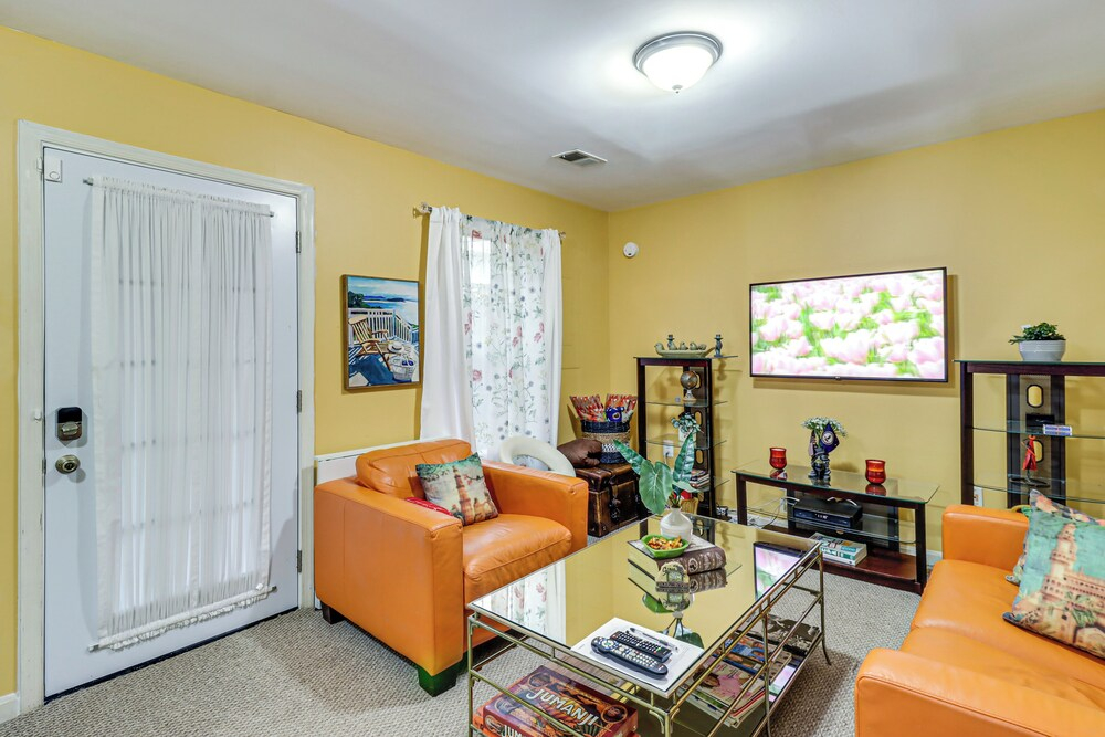 Cozy Centreville Apt: Close to Historic Sites