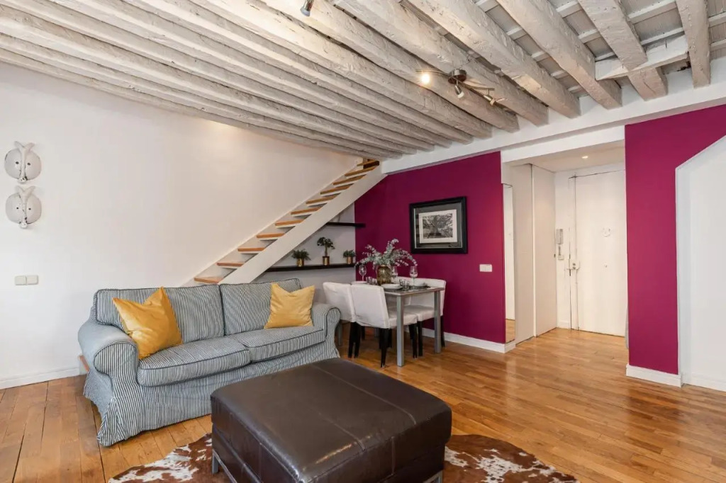 BNBHolder Charming Duplex Attic SOL