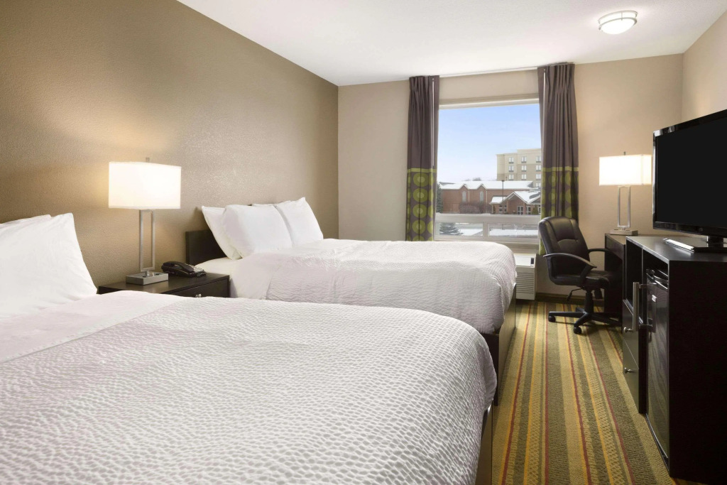 Spark By Hilton Woodstock