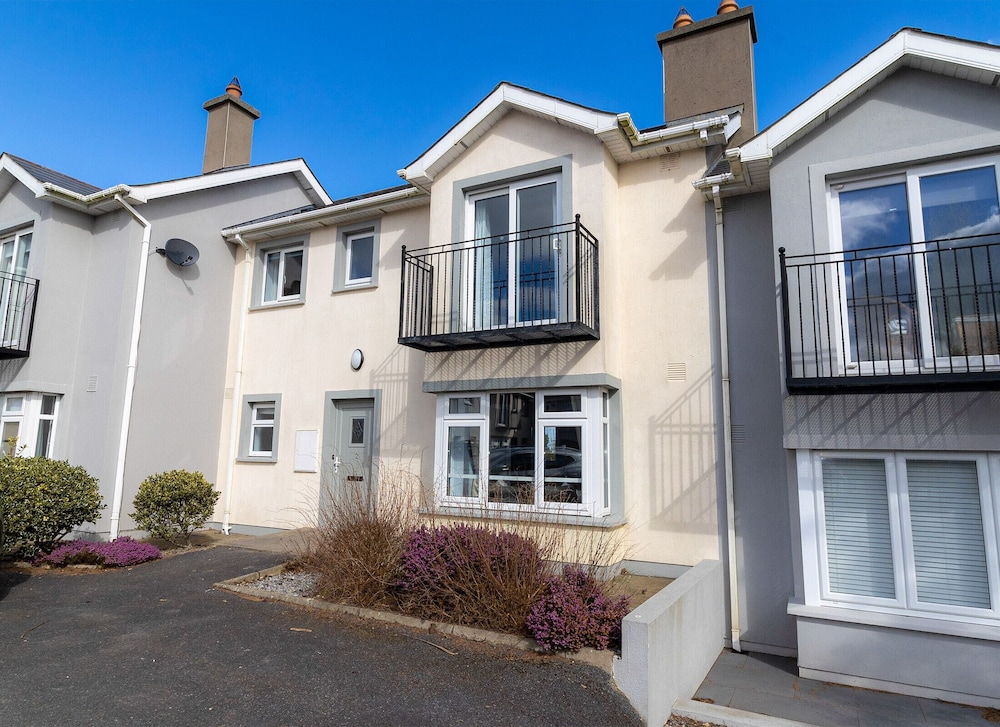 Seacliff Holiday Homes No 2 by Trident Holiday Homes