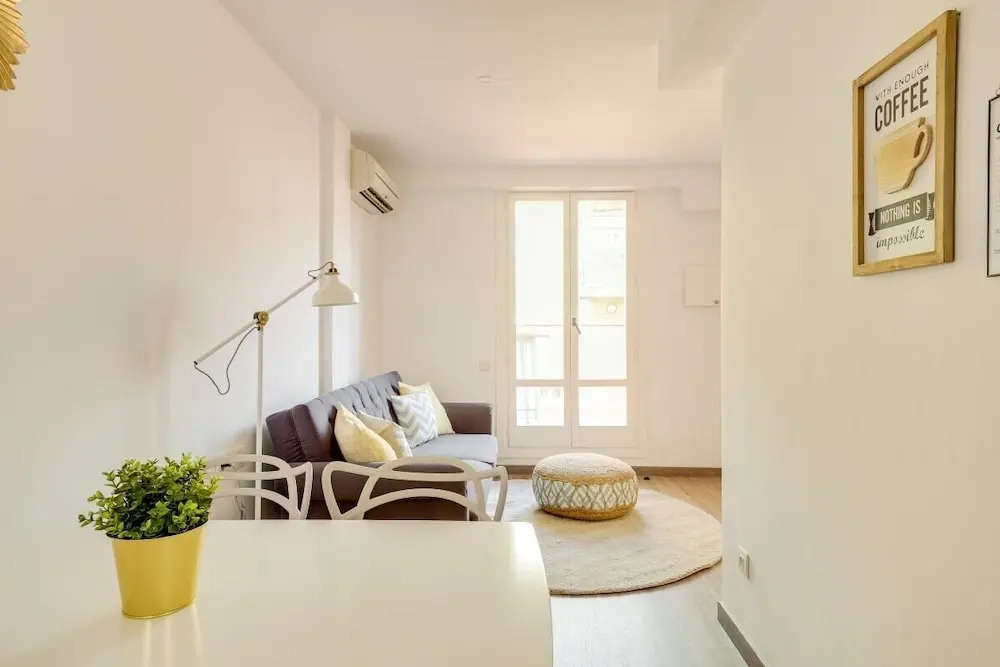 Wonderful Renovated 1 Bed With Terrace