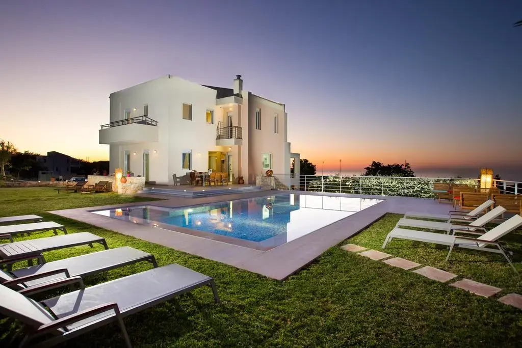 Villa Victoria - A Private Family Gem