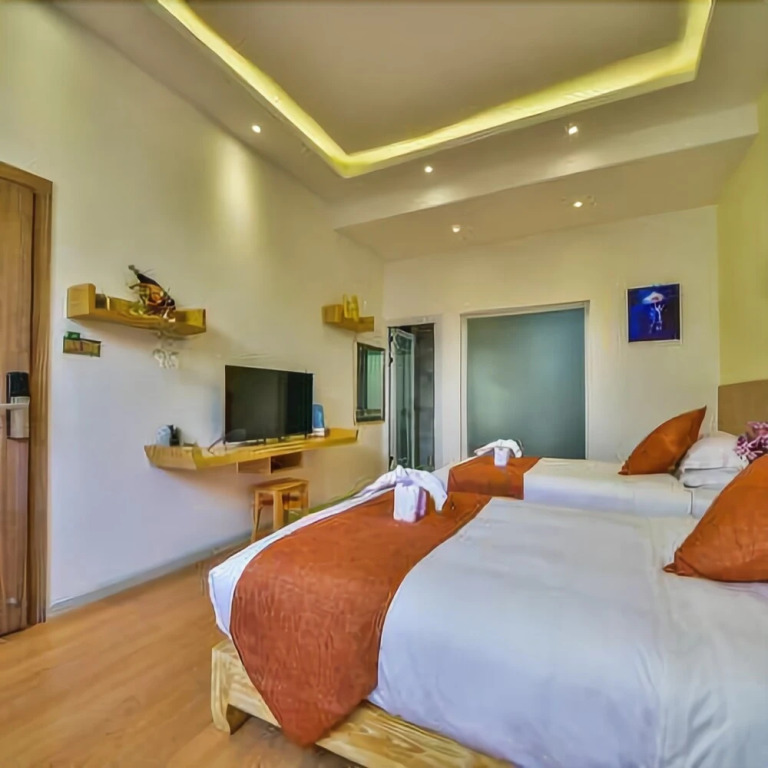 Dali Qianbaidu Inn