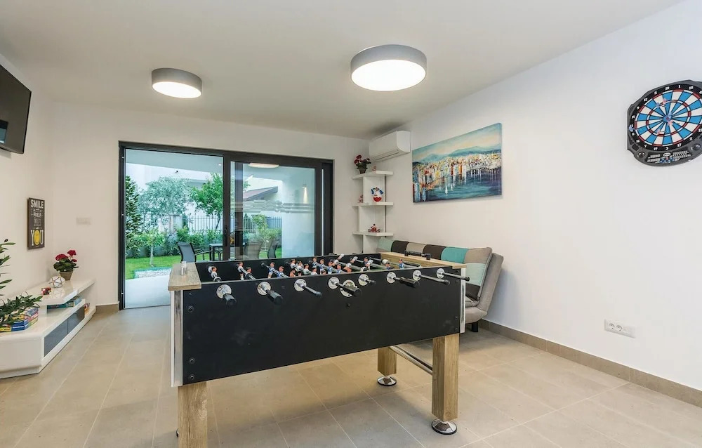 Luxurious Home In Biograd With Sauna