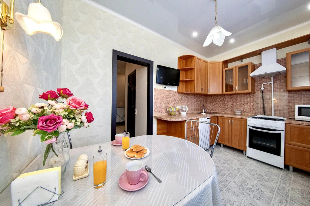 Apartment Four Seasons md. Mirny 6/3
