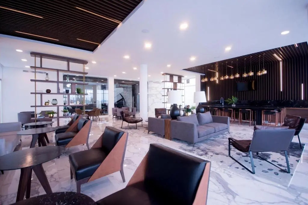 Real View Towers E105 by Casago