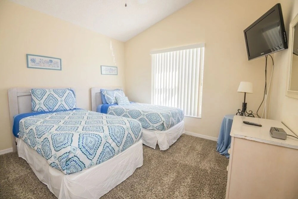 Yvonne's Indian Point Vacation Home 4 Bedroom Condo by Redawning