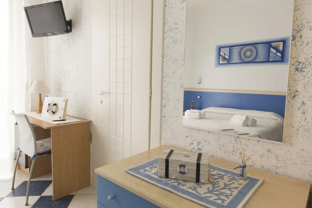 LewisRooms Poetto Beach Cagliari