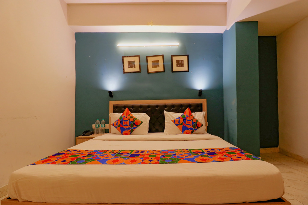 FabHotel Royal Inn