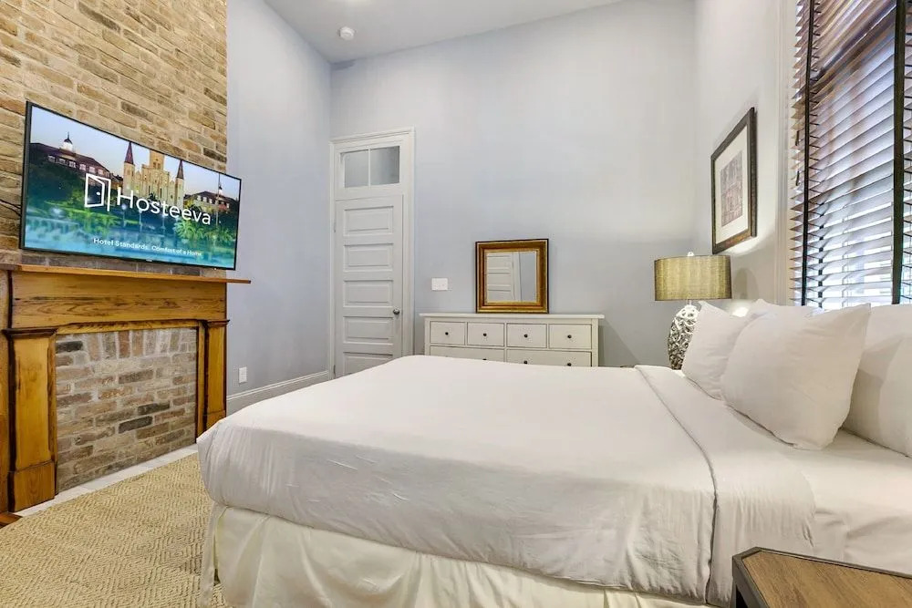 Modern 1-BD Near French Quarter | Walk to Superdome