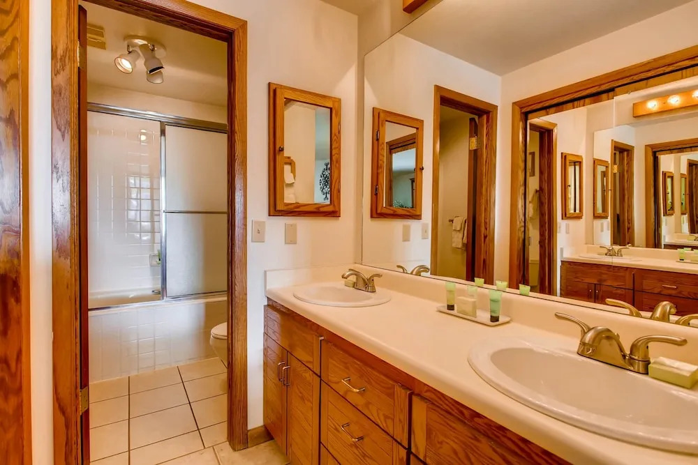 11 Snowmass Road Mt., Unit 432 - 2 Br Condo