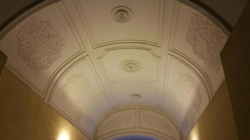 Bari city center: WHOLE APARTMENT exclusive use