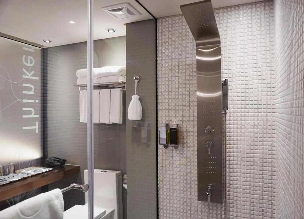 Thinker Hotel