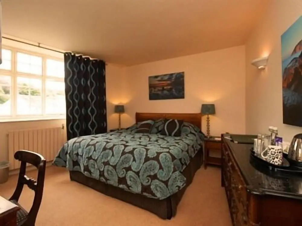 The Crown Hotel