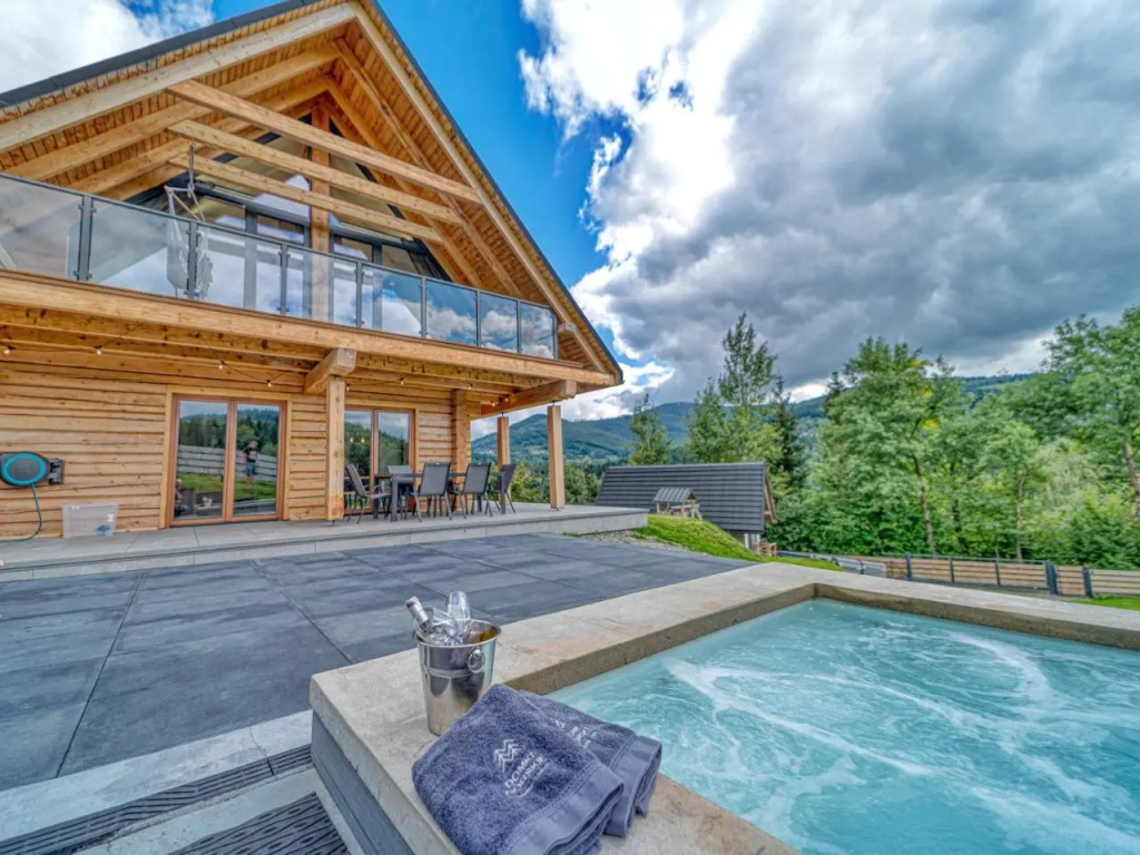 Pine Tree Chalet