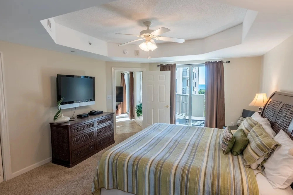 208 Royale Palms 3 Bedroom Condo