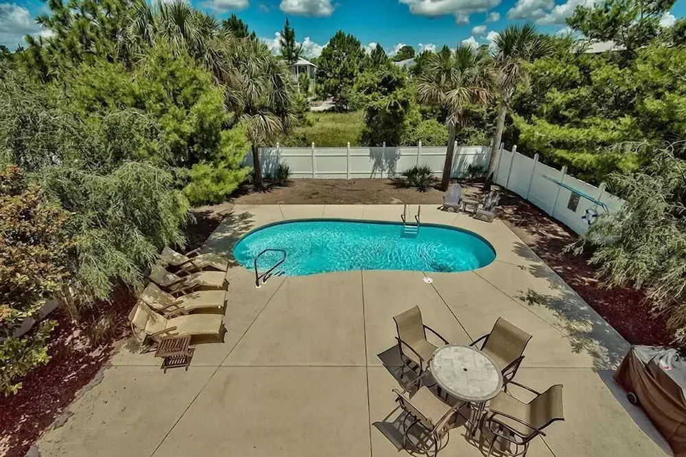 SHELL OF A GOOD TIME 3 Bedroom Holiday Home by Five Star Properties