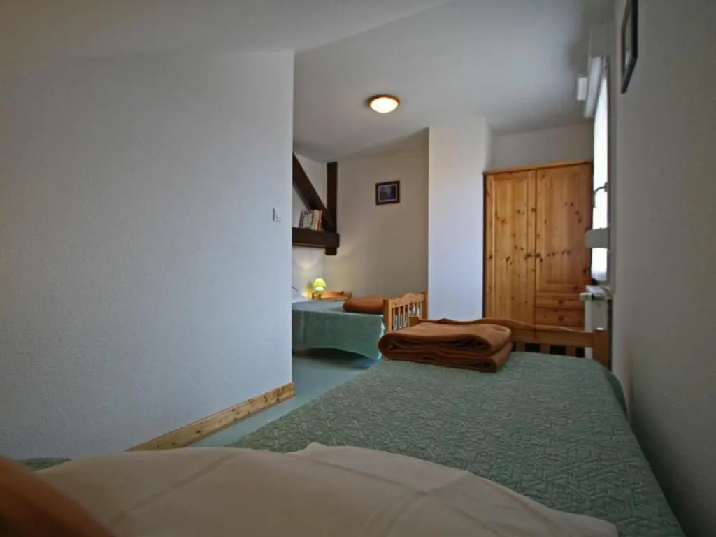 Gîte Confortable en Pleine Nature avec Cheminée et Accès Direct aux Sentiers, Proche Gérardmer et Lac - FR-1-589-124