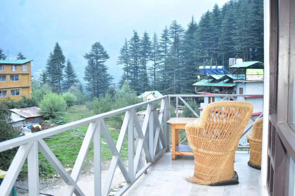 Hadimba Way Manali - Best Family Hotel