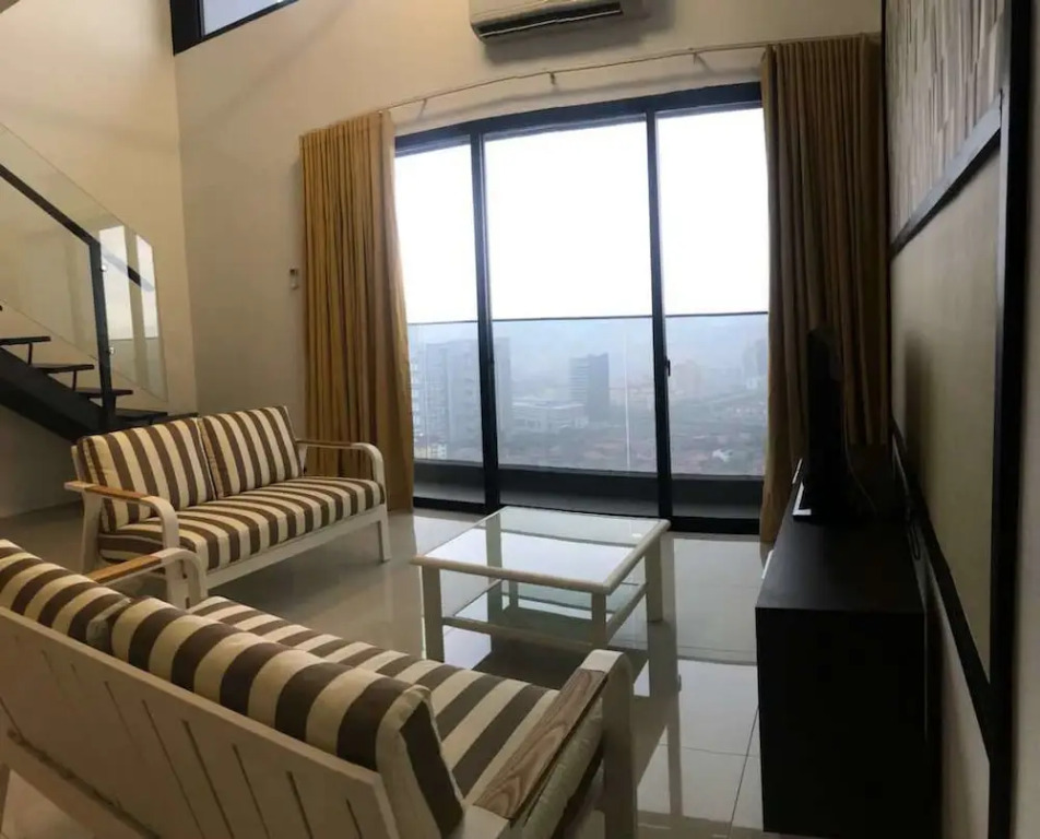 DK City Duplex Residence