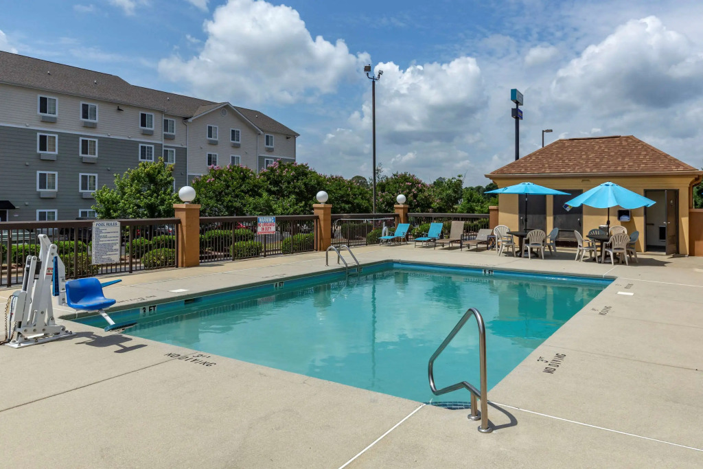 Comfort Inn Garner Clayton I-40