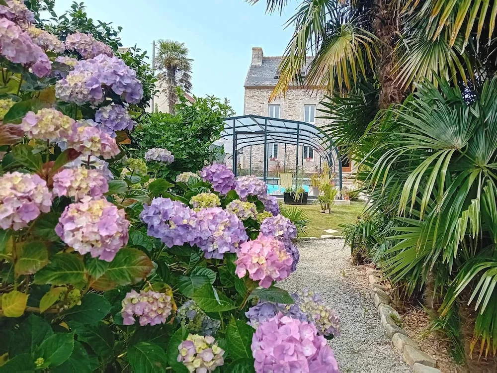 Le Manoir de Kérofil ** Gîte et chambres dhôtes **