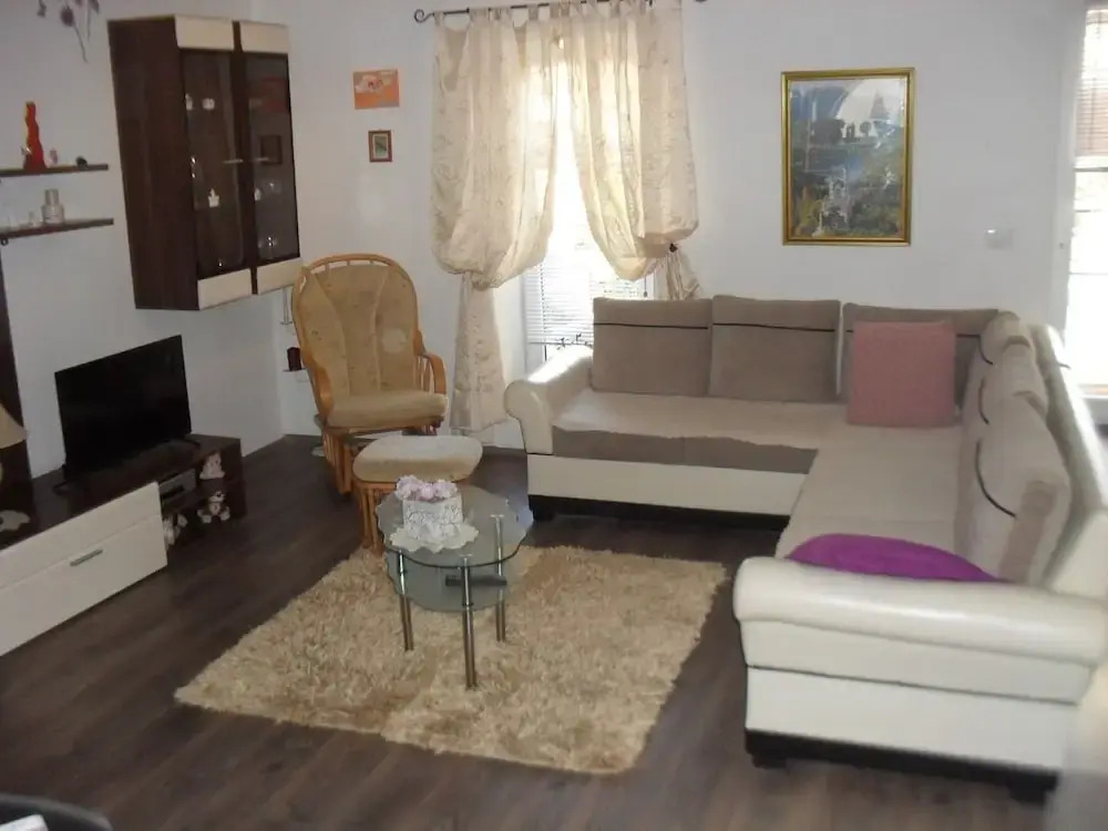 Jasnica - Elegant and Comfortable - A1