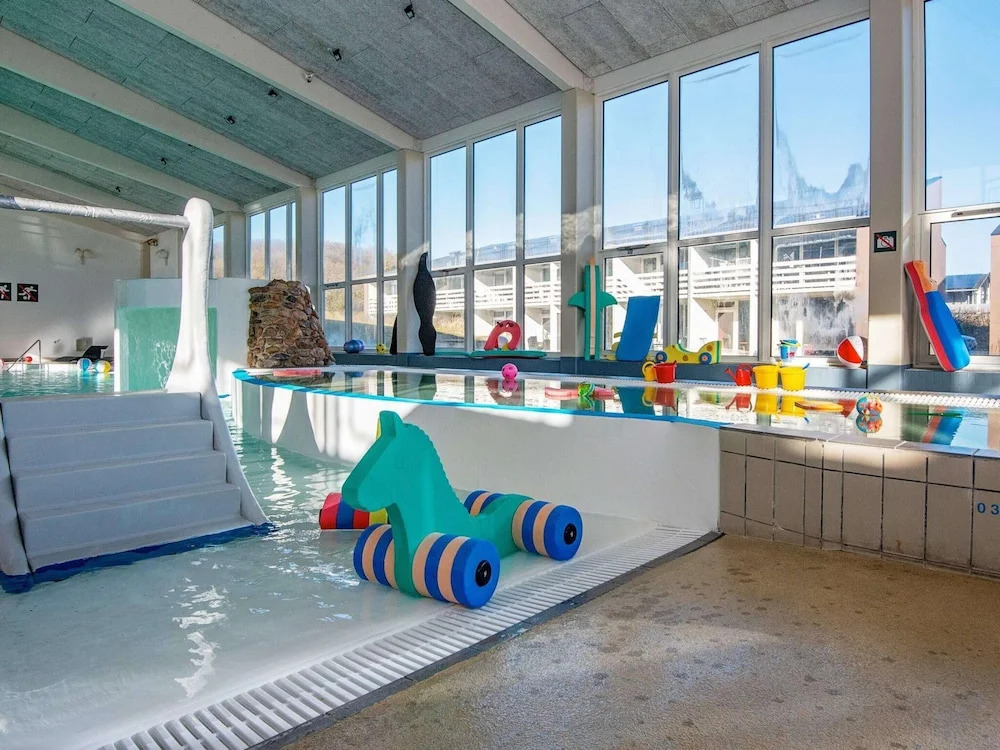 8 Person Holiday Home on a Holiday Park in Ringkobing