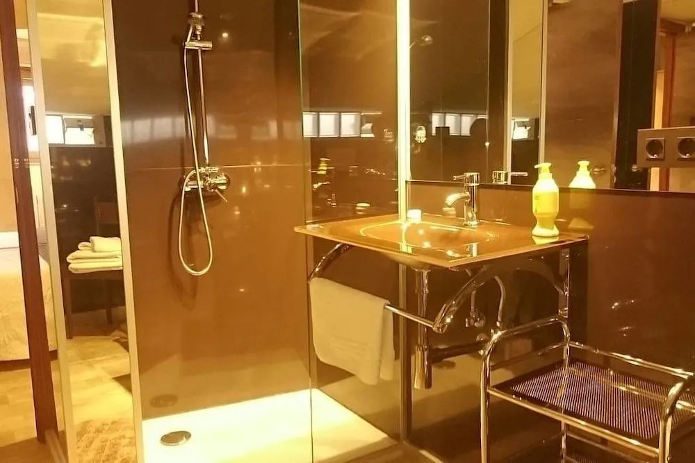 Hostal El Castañeu