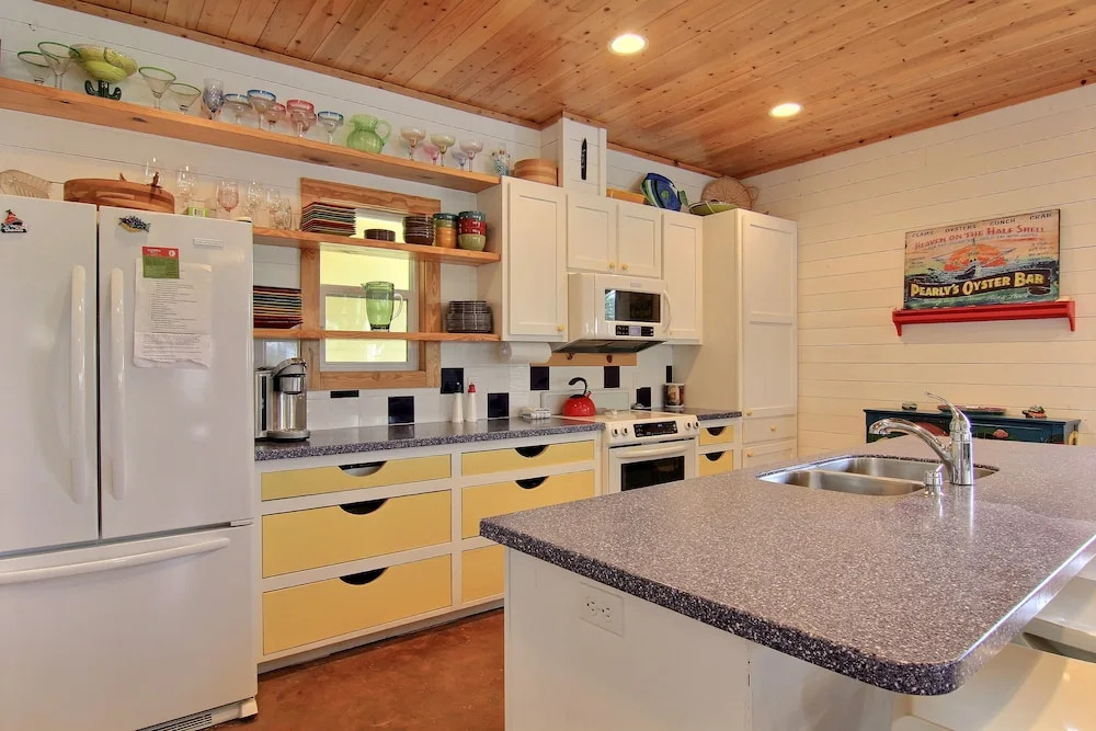Isle Be Back Vw32 3 Bedrooms 3.5 Bathrooms Home