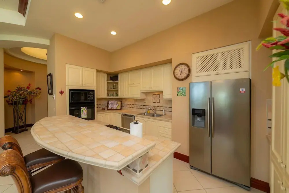 Bella Vista 8B 3 Bedr 3 1 2 Bath