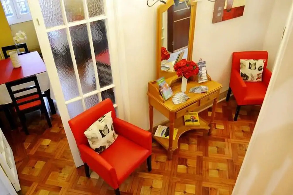 Hostal Almenas