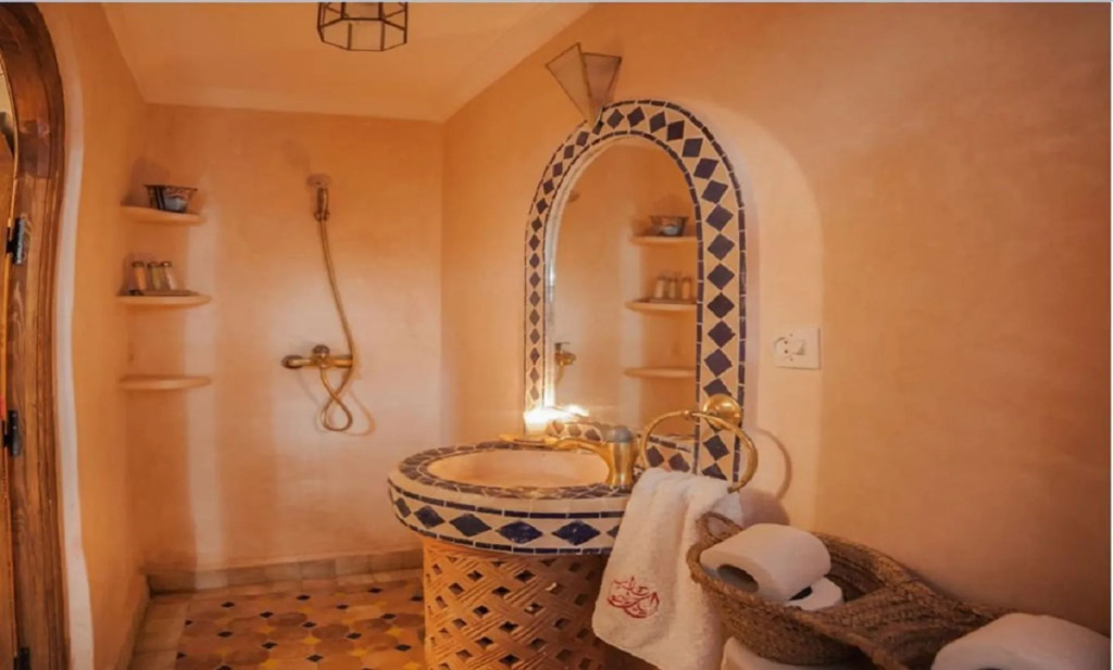 Riad Ikalimo 1