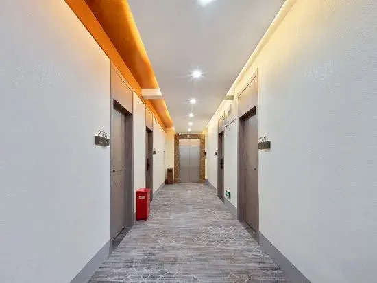 Kaili Hyatt Garden Hotel