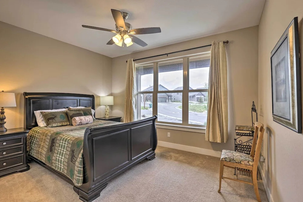 3 Mi to Granby Ranch: Home w/ Hot Tub & Mtn Views!