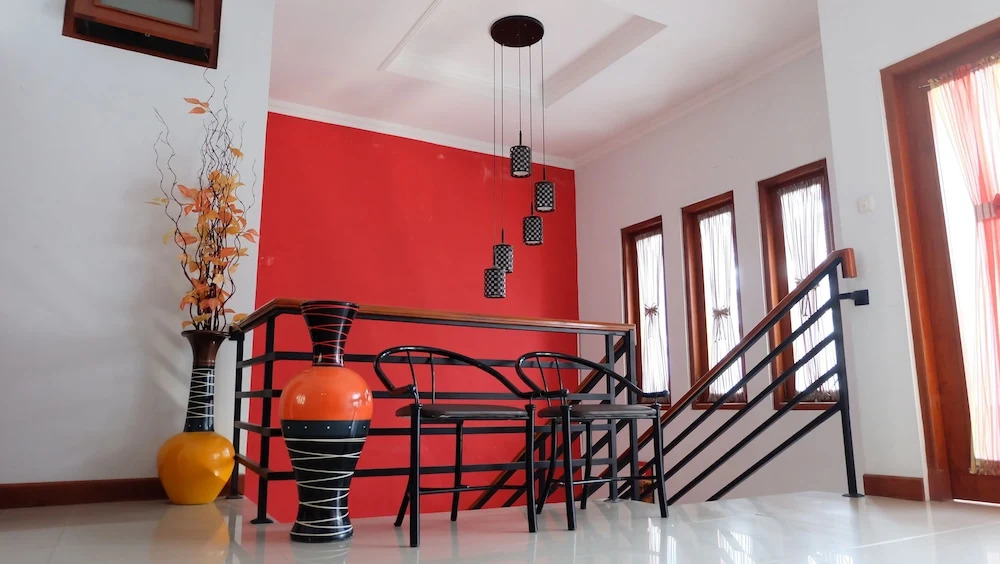 Homestay Syariah Ambarukmo Plaza by Simply Homy