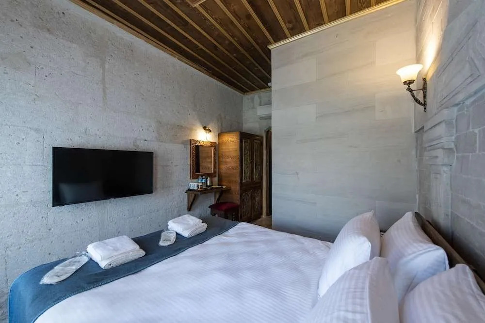 Foremanson Cave Hotel