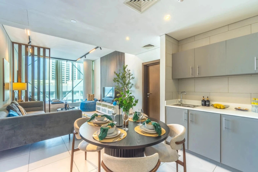 Квартира 7th Floor Sea & Canal View 1BR Near Beach
