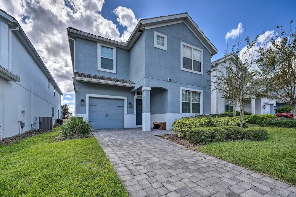 Chic Villa w/ Resort Perks ~ 10 Mi to Disney