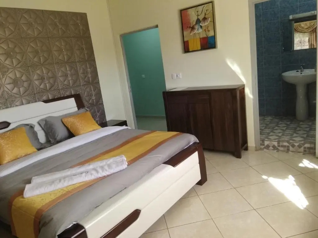 Hotel Golden House