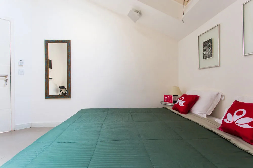 ZEN Rooms Mena Barreto