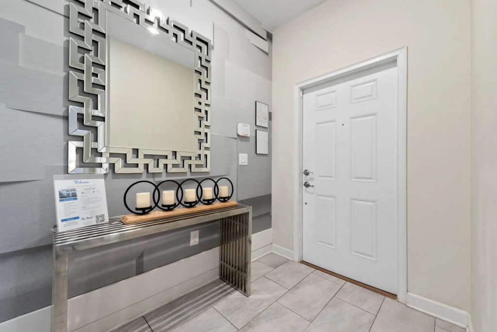 Amazing Townhome 4Bd 3Bat with pool @ChampionsGate